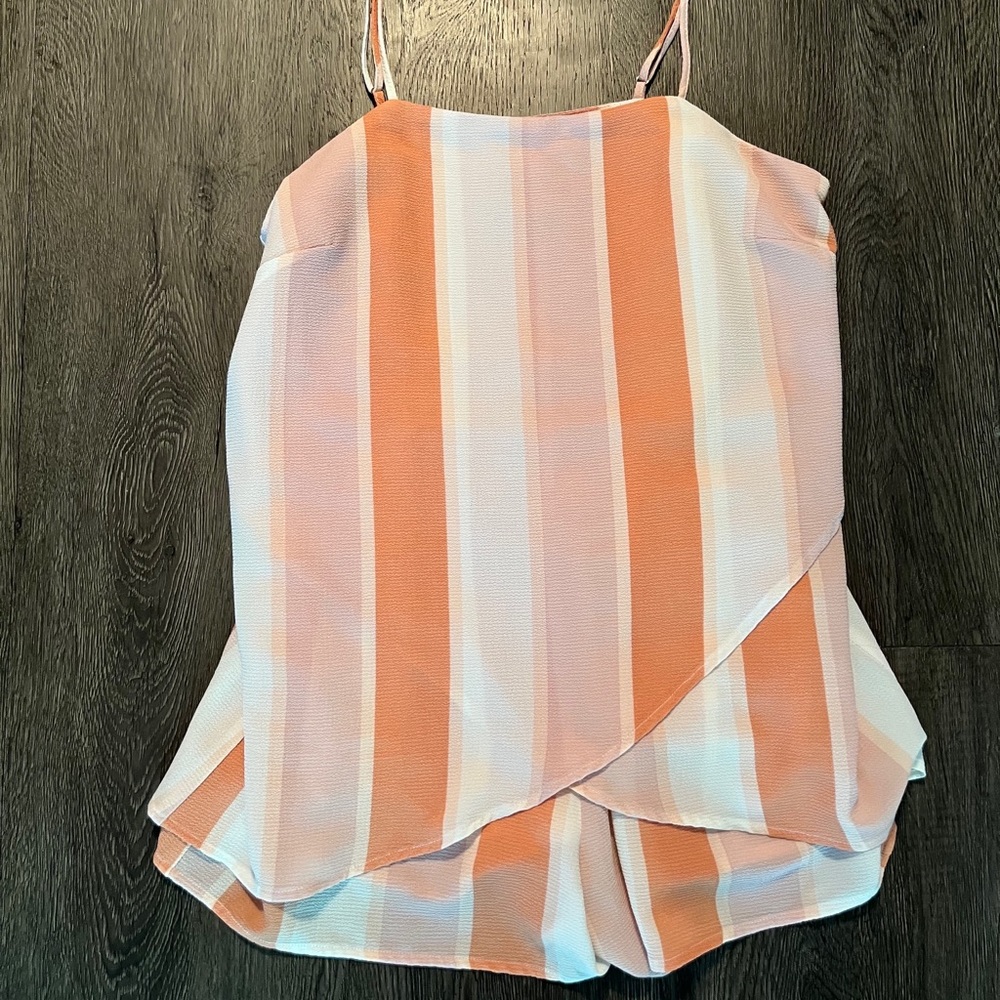 **LIKE NEW** Style Rack  Orange & Pink Romper L